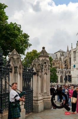  london street photo 